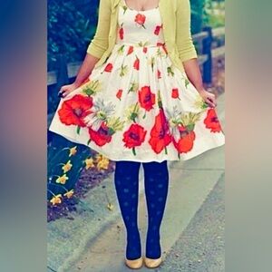 Anthropologie all Cotton Moulinette Soeurs Homegrown Popoies Floral Dress Size 4